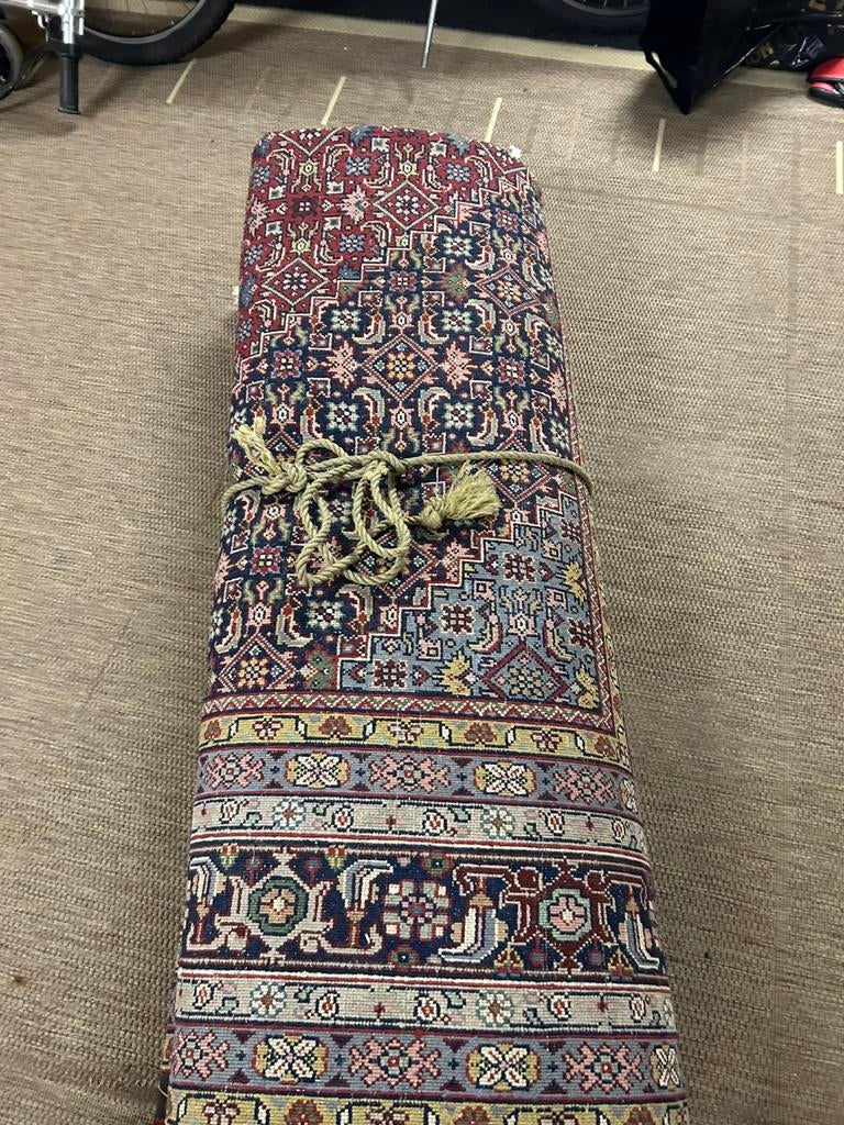 Grote tapijt (mooi stuk), Huis en Inrichting, Stoffering | Tapijten en Vloerkleden, Ophalen of Verzenden, Zo goed als nieuw