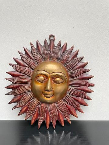 Soleil en bronze antique