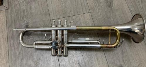 Yamaha trompetten trompet 2x  YTR2335 1  YTR4335G 1  YTR5335, Muziek en Instrumenten, Blaasinstrumenten | Trompetten, Gebruikt