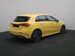 Mercedes-Benz A-Klasse 160 + AMG LINE + LED + CAMERA + NIGHT, Auto's, Voorwielaandrijving, Stof, Gebruikt, 5 deurs