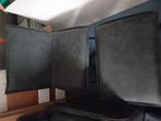 Zwarte stoel met voetstuk., Huis en Inrichting, Stoelen, Ophalen, Zwart, Nieuw, Leer