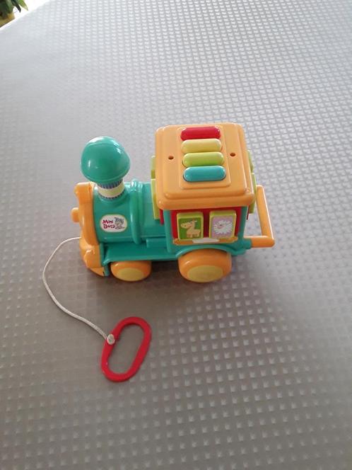 Baby en- kinder speelgoed.Mini Bossi locomotief, Kinderen en Baby's, Speelgoed | Babyspeelgoed, Zo goed als nieuw, Ophalen