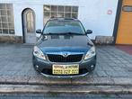 Skoda Romester 1.2 essence 2014 année 63kw 0032495310431, Voorwielaandrijving, Euro 5, Stof, 63 kW