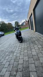 Yamaha yogr 50 cc 2 takt, Fietsen en Brommers, Ophalen, Zo goed als nieuw, Aerox