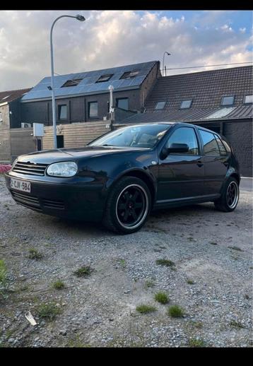 Golf 4 1.6 benzine beschikbaar voor biedingen