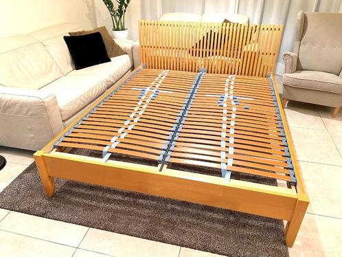 Prachtige 160 x 200 design tweepersoonsbed met 2 nachtkastje, Huis en Inrichting, Slaapkamer | Bedden, Zo goed als nieuw, Tweepersoons
