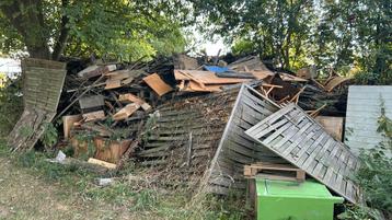 Houtafval - gratis af te halen beschikbaar voor biedingen