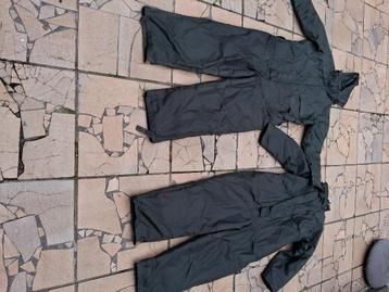 2 poolpakken in 1 stuk beschikbaar voor biedingen