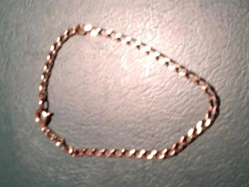 vergulde armband, Handtassen en Accessoires, Armbanden, Nieuw, Overige materialen, Goud, Ophalen of Verzenden