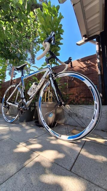 Thompson R7200 Racefiets AMPER GEBRUIKT met Full Shimano beschikbaar voor biedingen