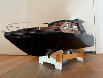 St. Tropez RC beschikbaar voor biedingen