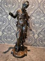 Statue en bronze d'Hippolyte Moreau, Enlèvement ou Envoi