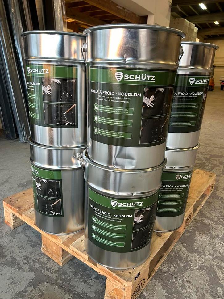 Koude lijm 75€ / 20 kg, Bricolage & Construction, Tuiles & Revêtements de toit, Neuf, Autres types, Autres matériaux, Noir, 15 m² ou plus