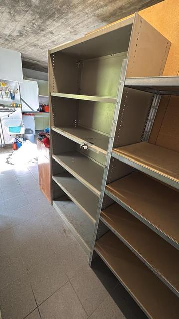 opbergen - metalen kast afhalen Geel beschikbaar voor biedingen
