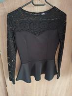 Peblum top met kanten detail aan de schouders en rug, maat S, H&M, Zwart, Ophalen of Verzenden, Zo goed als nieuw