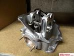 Cilinderkop  gts125 Vespa nr b019386, Motoren, Nieuw