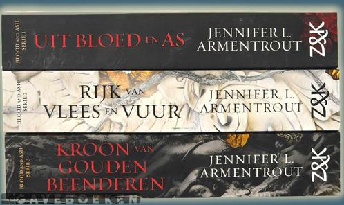 De wereld van Blood and Ash - Jennifer L Armentrout - Zomer, Boeken, Fantasy, Gelezen, Ophalen of Verzenden