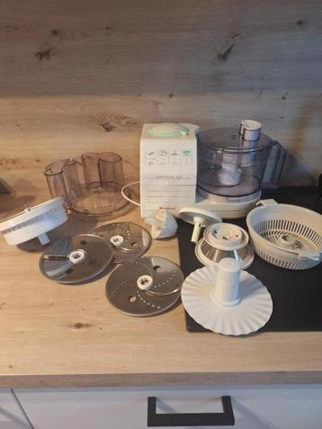 Moulinex masterchef 520 classic robot met accessoires  beschikbaar voor biedingen
