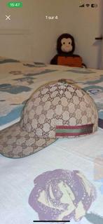 Casquette Gucci, Vêtements | Hommes, Chapeaux & Casquettes, Comme neuf