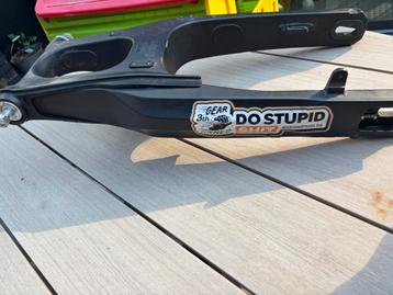 Tenere 700 achterbrug / swingarm beschikbaar voor biedingen