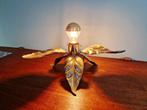 Messing tafellamp met bloemen, Willy Daro, 1970, Antiek en Kunst, Antiek | Verlichting, Ophalen of Verzenden