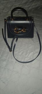 Nieuwe en trendy tas van Zara., Handtassen en Accessoires, Tassen | Damestassen, Ophalen of Verzenden, Nieuw, Zwart, Schoudertasje