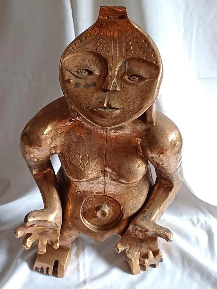 Vroeg mysterieus beeldhouwwerk van Bea van Dorpe, Antiek en Kunst, Antiek | Keramiek en Aardewerk, Ophalen of Verzenden