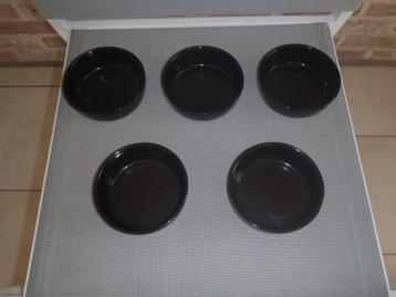 1 set van 5 cassolettes beschikbaar voor biedingen