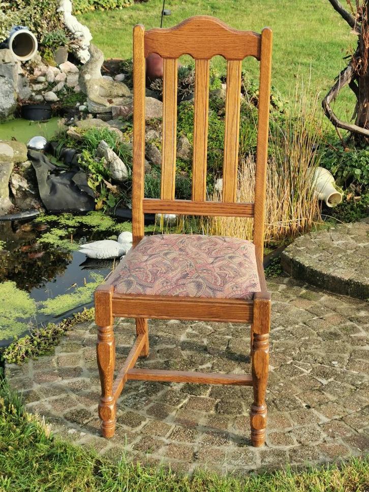 Eetkamerstoel in hout, Huis en Inrichting, Stoelen, Zo goed als nieuw, Vijf, Zes of meer stoelen, Hout, Ophalen