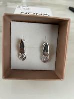 Nona silver oorbellen 925, Handtassen en Accessoires, Oorbellen, Ophalen of Verzenden, Zo goed als nieuw