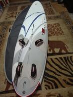 Planche à voile Fanatic en carbone + 2 grééments Neilpryde, Watersport en Boten, Windsurfen, Ophalen, 250 tot 300 cm, 5 tot 7 m²