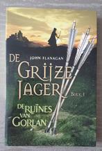De ruïnes van Gorlan - De Grijze Jager 1, Boeken, John Flanagan, Ophalen of Verzenden, Zo goed als nieuw, Fictie