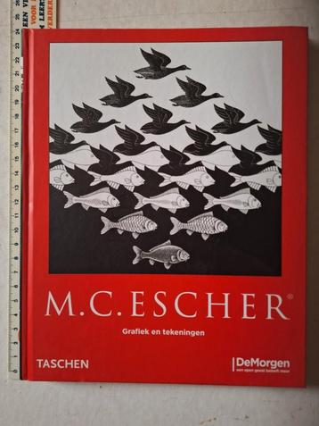 Kunstboek M. C. Escher Grafiek en tekeningen uit 2007 beschikbaar voor biedingen