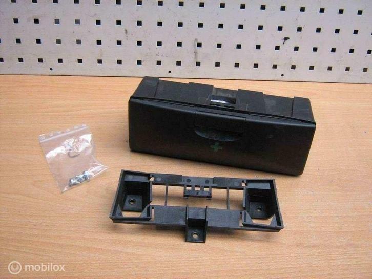 Range Rover L322 Vogue EHBO set onder stoel, Auto-onderdelen, Overige Auto-onderdelen, Land Rover, Gebruikt, Ophalen of Verzenden