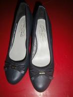 chaussures pour femmes  à talons bleu taille 40 Tom Tailer, Vêtements | Femmes, Chaussures, Comme neuf, Escarpins, Tom Tailor