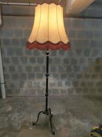 Lampadaire Art déco, Enlèvement