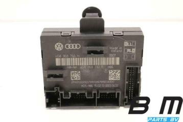 Portierregelapparaat linksvoor Audi A6 4G 4G8959793H