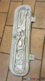 Gereedschap houder BMW 3-serie E36 71111182033, Auto-onderdelen, Gebruikt, Ophalen of Verzenden, BMW, BMW