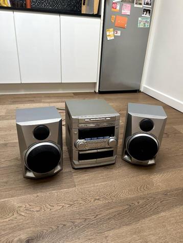 Stereo installatie Philips beschikbaar voor biedingen