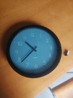Klok 40cm blauw merk karlsson, Ophalen of Verzenden, Zo goed als nieuw, Analoog, Wandklok