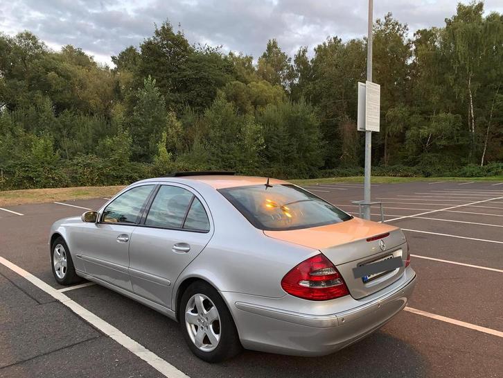 Mercedes-Benz E 270, Auto's, Mercedes-Benz, Particulier, E-Klasse, Airbags, Airconditioning, Centrale vergrendeling, Elektrische stoelverstelling