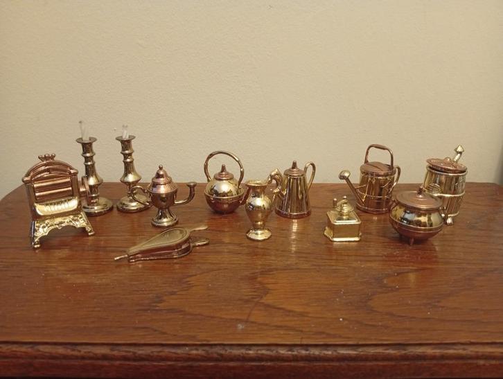 Prachtig setje messing gebruiksvoorwerpen voor poppenhuis/le, Antiek en Kunst, Antiek | Brons en Koper, Koper, Ophalen of Verzenden