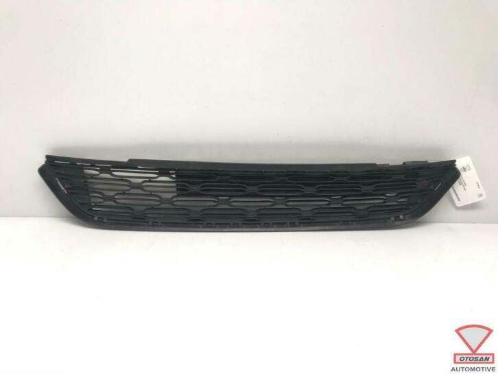 citroen c3 2016 voorbumper rooster 9815134980, Auto-onderdelen, Carrosserie, Bumper, Volkswagen, Gebruikt