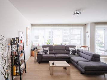 Appartement te koop in Sint-Amandsberg, 2 slpks beschikbaar voor biedingen