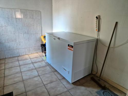 Bauknecht diepvriezer 219L, Elektronische apparatuur, Vriezers en Diepvrieskisten, Zo goed als nieuw, Vrijstaand, Vrieskist, Ophalen