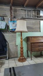 Lampe bois tissu, style ancien., Comme neuf, 75 cm ou plus, Enlèvement, Tissus