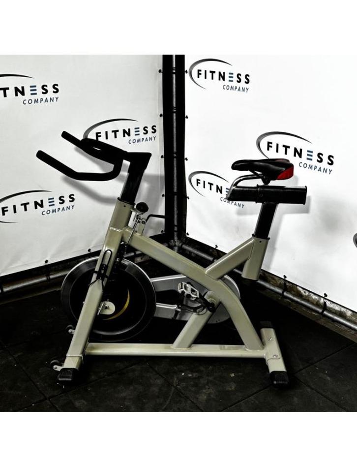 Spinning bike, Sport en Fitness, Fitnessmaterialen, Gebruikt, Overige typen, Armen, Benen, Borst, Buik, Rug, Ophalen of Verzenden