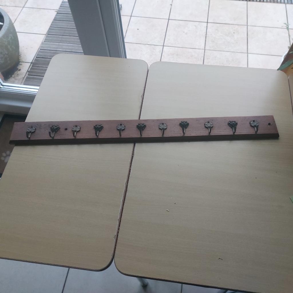 planche avec crochets, Enlèvement, Utilisé