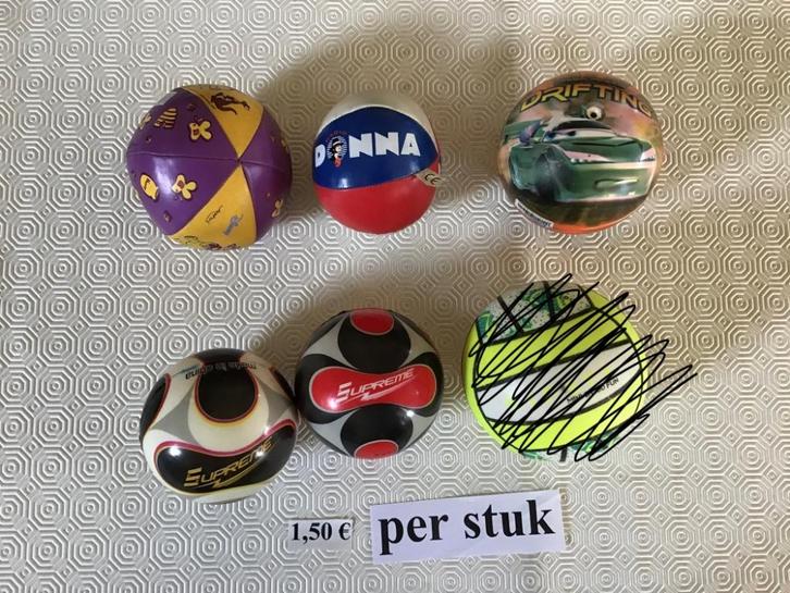 diverse ballen en balletjes, Kinderen en Baby's, Speelgoed | Buiten | Los speelgoed, Zo goed als nieuw, Ophalen of Verzenden