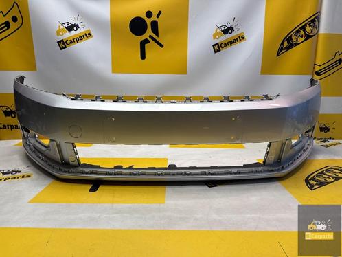 Voorbumper volkswagen Passat B7 bumper PDC 3AA807221, Auto-onderdelen, Carrosserie, Bumper, Volkswagen, Voor, Gebruikt